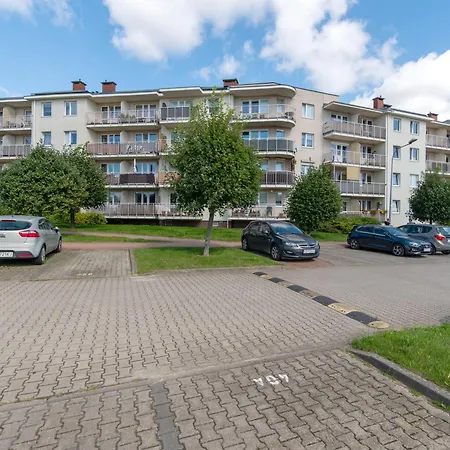 Rogalinska - Parking, Balcony&workspace - By Rentujemy Lejlighed Gdańsk